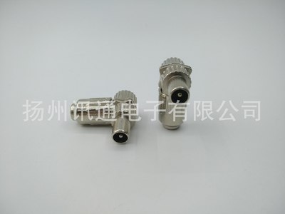 9.5mm TV male 90&deg; XT-F 147